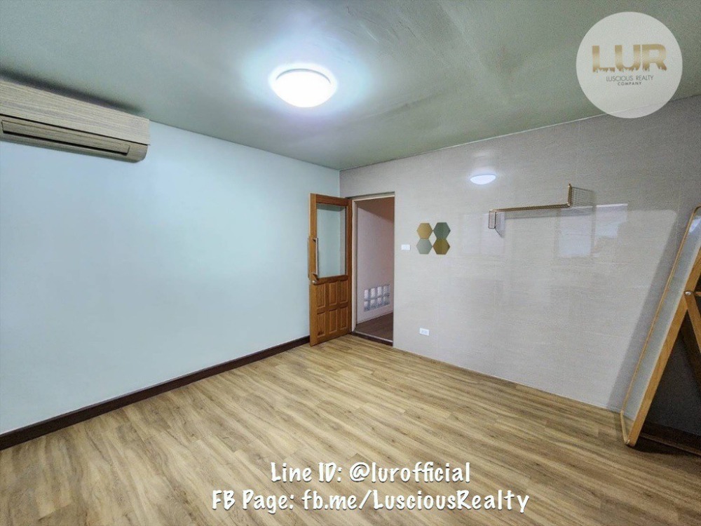 ขายบ้านสุขุมวิท อโศก ทองหล่อ : ขายบ้านพร้อมพงษ์ ทองหล่อ RARE ITEM 2 ชั้น  4 นอน 3 น้ำ 44 วา 