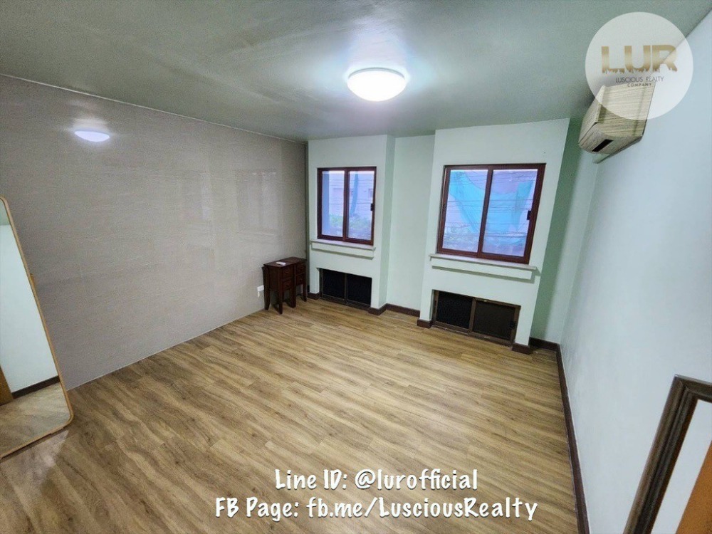 ขายบ้านสุขุมวิท อโศก ทองหล่อ : ขายบ้านพร้อมพงษ์ ทองหล่อ RARE ITEM 2 ชั้น  4 นอน 3 น้ำ 44 วา 