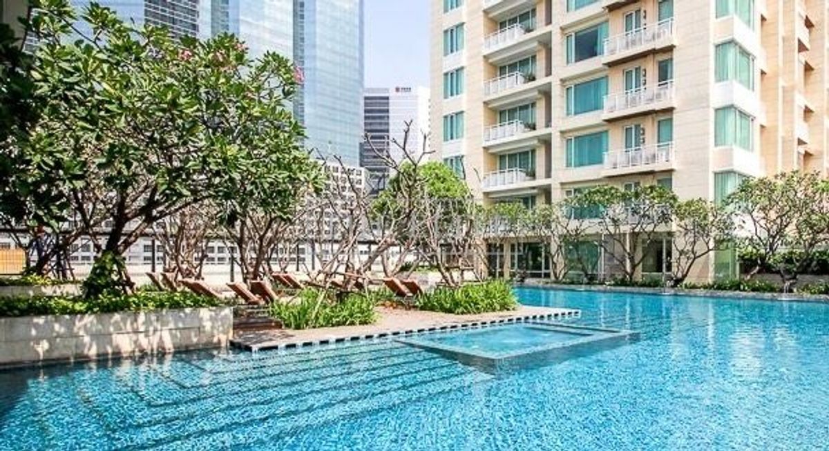 ขายคอนโดสาทร นราธิวาส : 💥ชั้นดี วิวโล่ง แต่งครบ พร้อมอยู่ ราคานี้เซอร์ไพรส์สุดในโครงการ 🎉