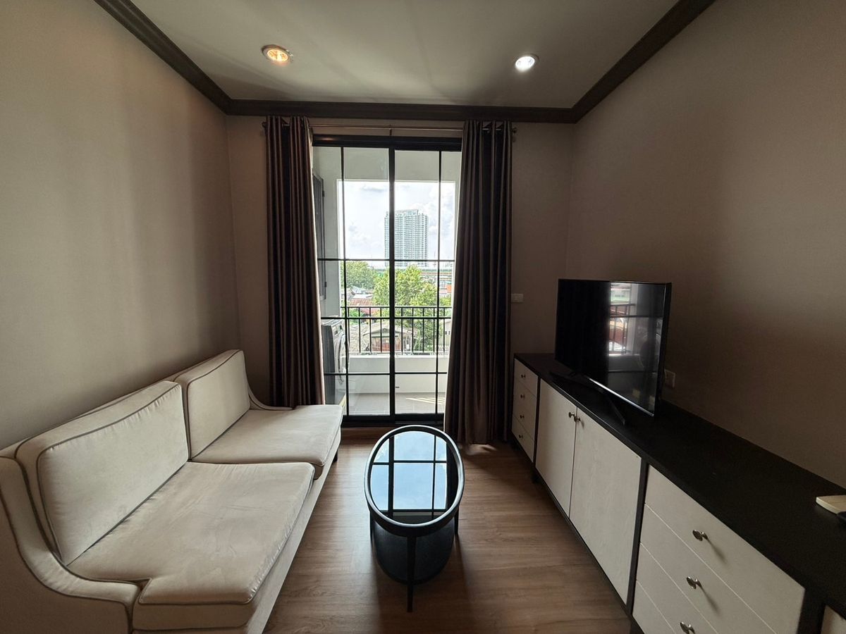 For RentCondoSiam Paragon ,Chulalongkorn,Samyan : For urgent rent: The Reserve Kasemsan 3 1B1B 38 Sqm. only 20K/Month