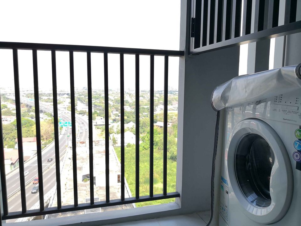 ขายคอนโดพระราม 9 เพชรบุรีตัดใหม่ RCA : รหัสทรัพย์ Som0060 ขาย The Base Rama 9 - Ramkhamhaeng