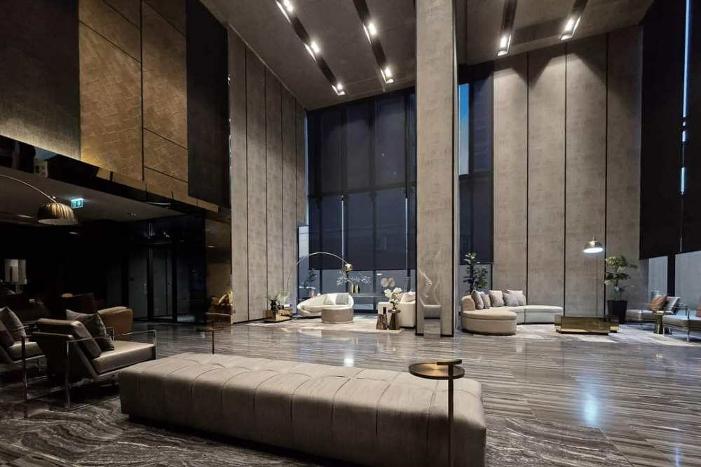 ขายคอนโดสีลม ศาลาแดง บางรัก : แอชตัน สีลม คอนโดพร้อมอยู่ทำเลสีลม ใกล้ BTS ช่องนนทรี เพียง 350 ม. 1 Bed เริ่มราคา 7.39 ลบ.*