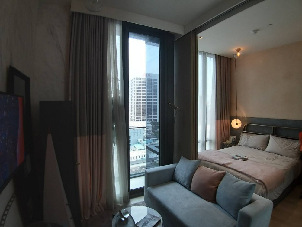 ขายคอนโดสีลม ศาลาแดง บางรัก : แอชตัน สีลม คอนโดพร้อมอยู่ทำเลสีลม ใกล้ BTS ช่องนนทรี เพียง 350 ม. 1 Bed เริ่มราคา 7.39 ลบ.*