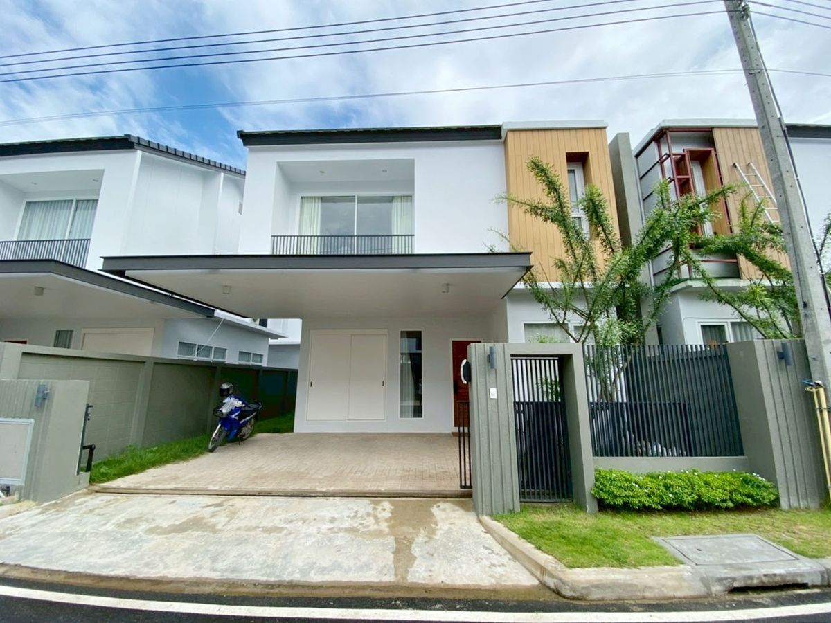 ให้เช่าบ้านเชียงใหม่ : บ้านในโครงการ ให้เช่าเดือนละ 32,000 บาท ใกล้เซ็นทรัลเฟสติวัลเพียง 10 นาที No.5H503