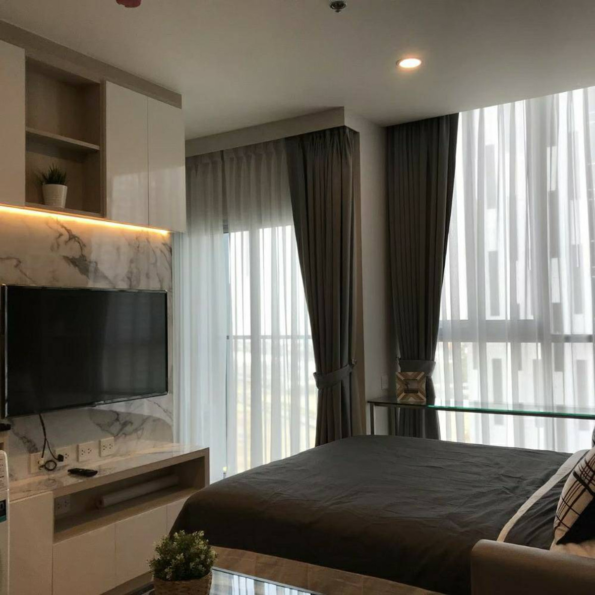 For RentCondoRatchadapisek, Huaikwang, Suttisan : 💥ST-4106💥Noble Revolve Ratchada  👉Line : @expertcondo
