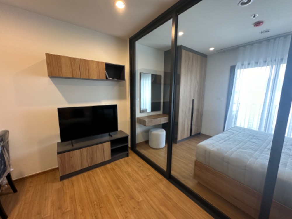 ให้เช่าคอนโดลาดพร้าว เซ็นทรัลลาดพร้าว : 🔥ให้เช่าด่วน 🔥The Line Vibe ห้องกว้าง ตกแต่งครบทั้ง เฟอร์นิเจอร์ - เครื่องใช้ไฟฟ้า พร้อมเข้าอยู่ทันที เดินทางสะดวก ใกล้ BTS 5 แยกลาดพร้าว ❗