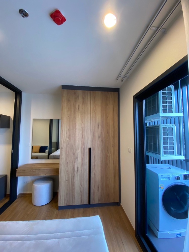 For RentCondoLadprao, Central Ladprao : 🔥For Rent Now! 🔥The Line Vibe, spacious room, fully furnished with furniture and appliances, ready to move in immediately. Convenient location near BTS 5 Yaek Ladprao station❗