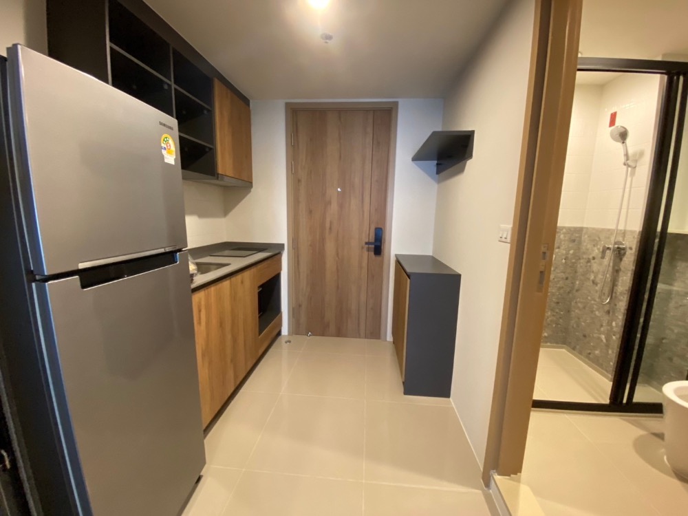 For RentCondoLadprao, Central Ladprao : 🔥For Rent Now! 🔥The Line Vibe, spacious room, fully furnished with furniture and appliances, ready to move in immediately. Convenient location near BTS 5 Yaek Ladprao station❗