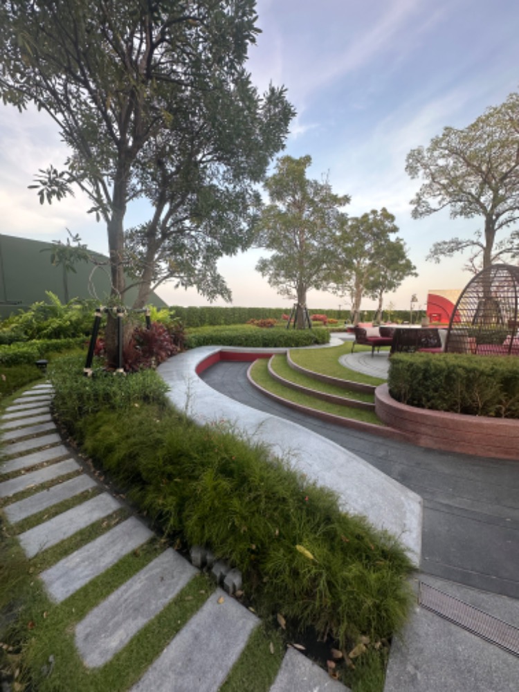 For RentCondoLadprao, Central Ladprao : 🔥For Rent Now! 🔥The Line Vibe, spacious room, fully furnished with furniture and appliances, ready to move in immediately. Convenient location near BTS 5 Yaek Ladprao station❗