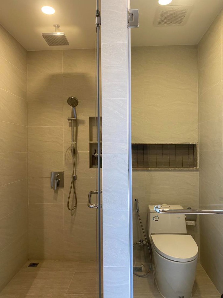 For SaleCondoSiam Paragon ,Chulalongkorn,Samyan : Cooper Siam【𝐒𝐄𝐋𝐋】🔥Modern design, near Siam and Chulalongkorn with complete facilities, ready to move in 🔥 Contact Line ID: @hacondo