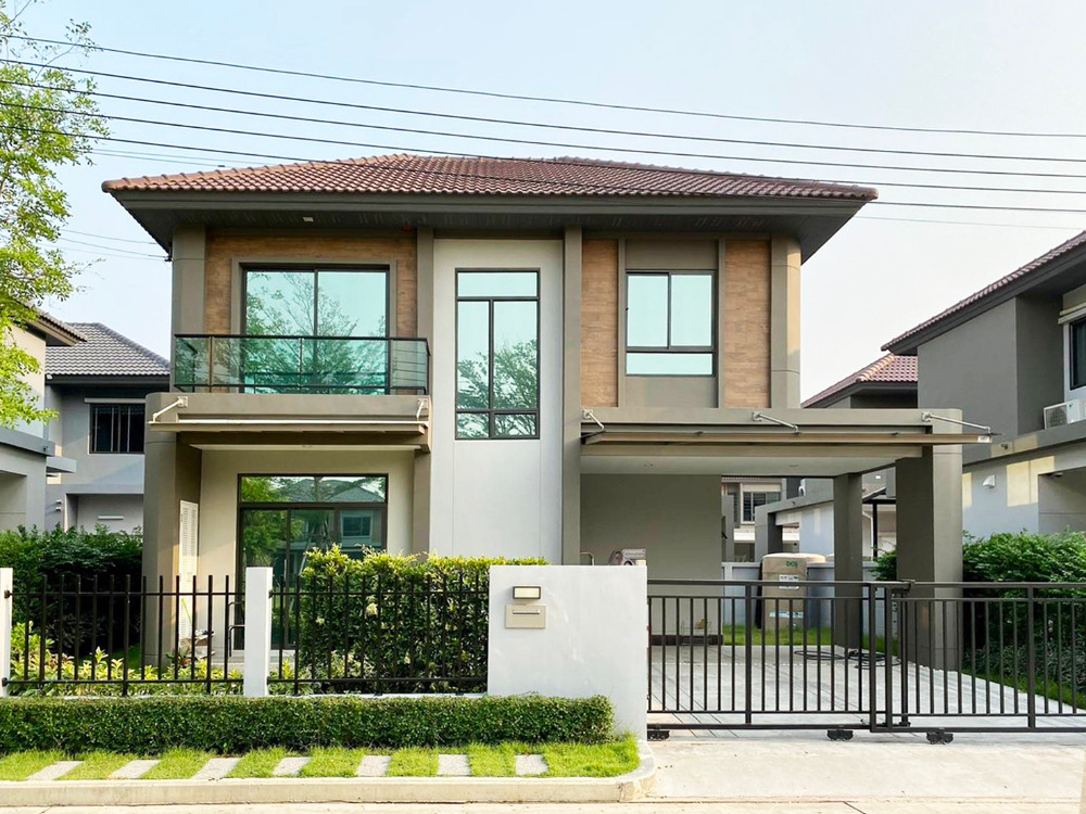 ขายบ้านมีนบุรี-ร่มเกล้า : บ้านเดี่ยว วิวสวนโครงการ เวนิว พระราม9 (Venue Rama 9)