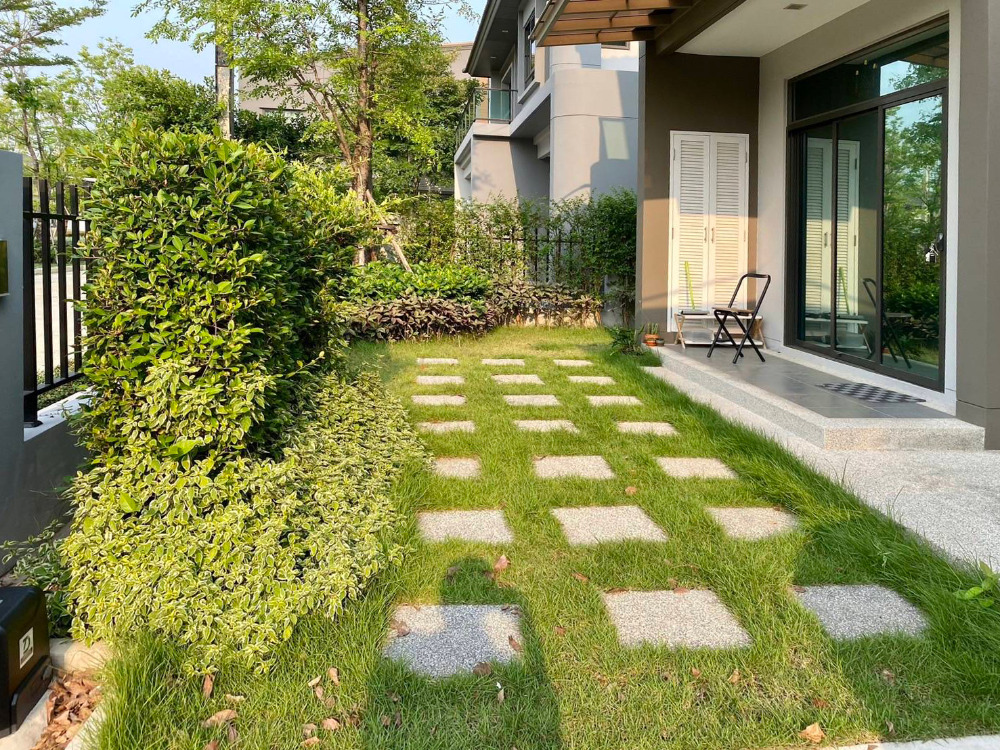 ขายบ้านมีนบุรี-ร่มเกล้า : บ้านเดี่ยว วิวสวนโครงการ เวนิว พระราม9 (Venue Rama 9)