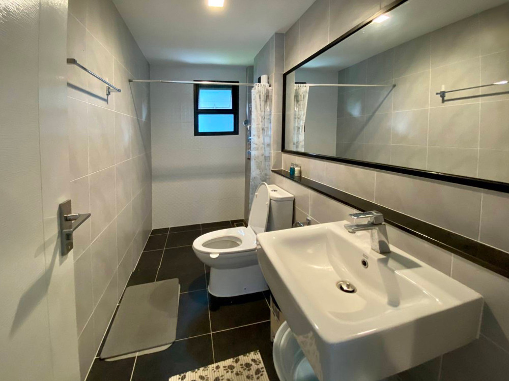 ขายบ้านมีนบุรี-ร่มเกล้า : บ้านเดี่ยว วิวสวนโครงการ เวนิว พระราม9 (Venue Rama 9)