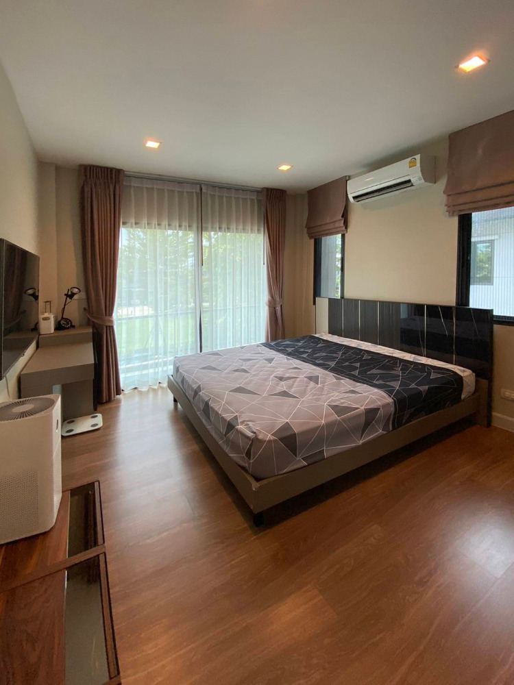 ขายบ้านมีนบุรี-ร่มเกล้า : บ้านเดี่ยว วิวสวนโครงการ เวนิว พระราม9 (Venue Rama 9)