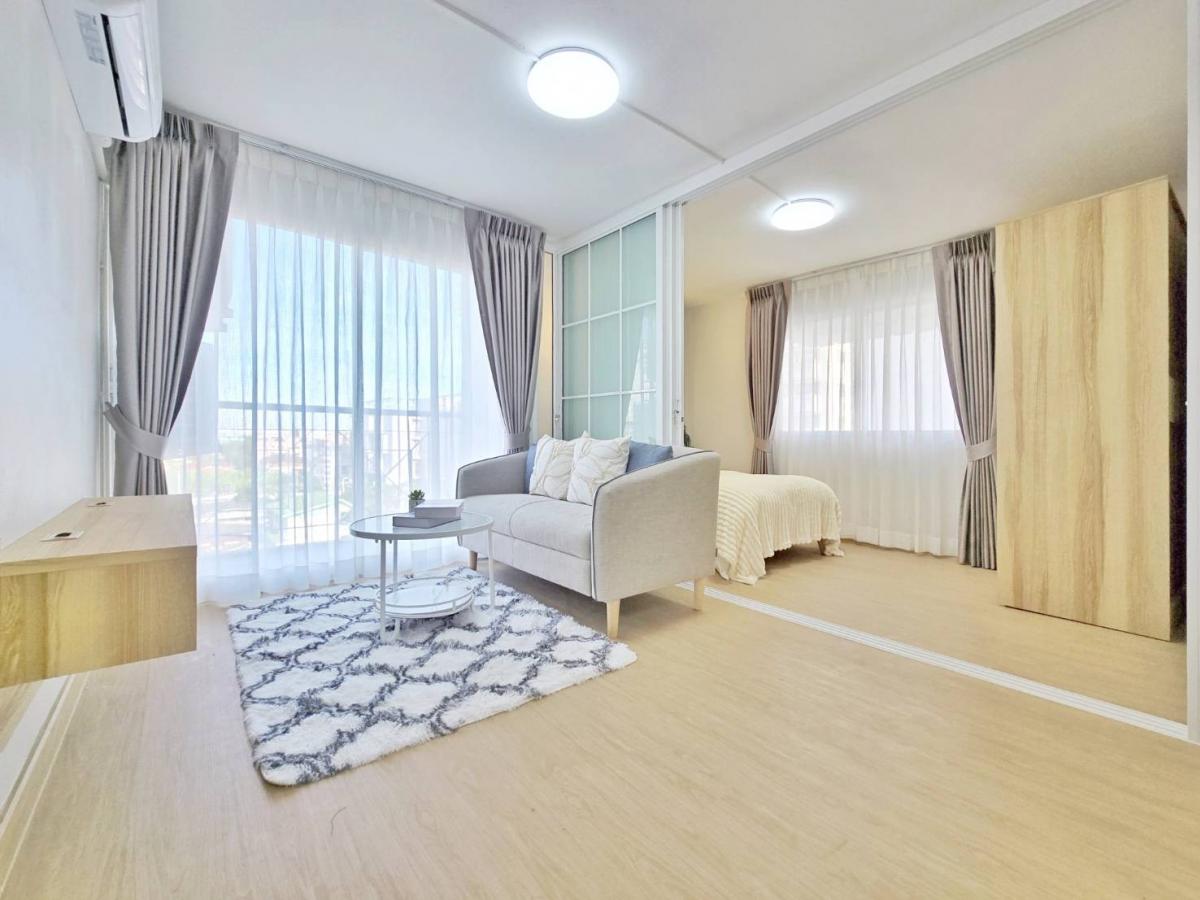 ขายคอนโดเสรีไทย-นิด้า : 🔥 อย่ารอช้า! คอนโด 2 ห้องนอน 1 ห้องน้ำ  ระเบียงกว้างนั่งชิลๆ ได้ทุกวัน 📍ทำเลปัง ใกล้เดอะมอลล์ บางกะปิ 🌳อัสสกาญจน์เพลส🌳