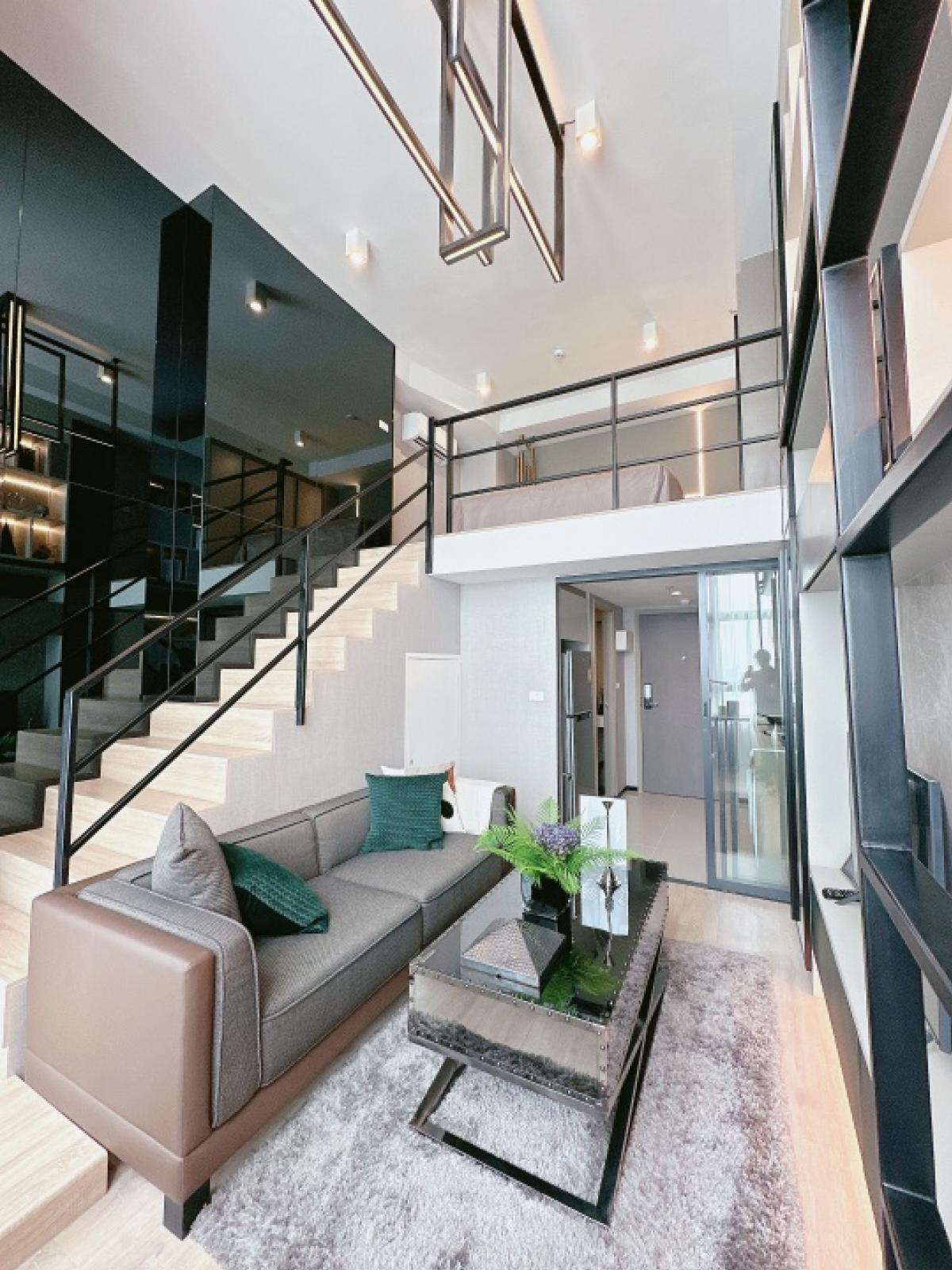 ขายคอนโดพระราม 9 เพชรบุรีตัดใหม่ RCA : 𝐈𝐃𝐄𝐎 𝐀𝐬𝐨𝐤𝐞 𝐑𝐚𝐦𝐚𝟗 ห้องใหม่ 2 ชั้น ขายขาดทุน เข้าอยู่ได้เลย แต่งครบ พร้อมอยู่ 𝟓.𝟏 ล้าน ฟรีดาวน์ 0 บาท คอนโด เงินเหลือ