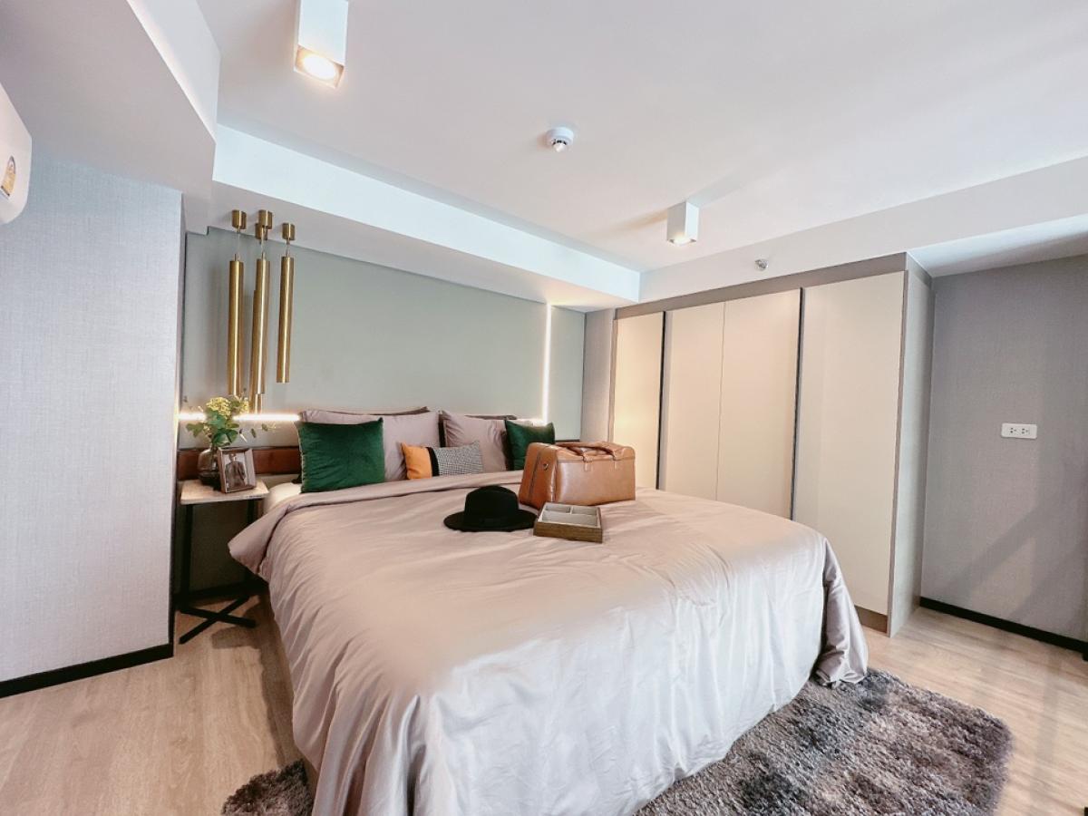 ขายคอนโดพระราม 9 เพชรบุรีตัดใหม่ RCA : 𝐈𝐃𝐄𝐎 𝐀𝐬𝐨𝐤𝐞 𝐑𝐚𝐦𝐚𝟗 ห้องใหม่ 2 ชั้น ขายขาดทุน เข้าอยู่ได้เลย แต่งครบ พร้อมอยู่ 𝟓.𝟏 ล้าน ฟรีดาวน์ 0 บาท คอนโด เงินเหลือ