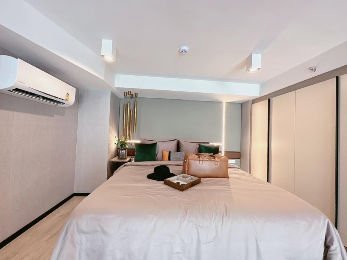 ขายคอนโดพระราม 9 เพชรบุรีตัดใหม่ RCA : 𝐈𝐃𝐄𝐎 𝐀𝐬𝐨𝐤𝐞 𝐑𝐚𝐦𝐚𝟗 ห้องใหม่ 2 ชั้น ขายขาดทุน เข้าอยู่ได้เลย แต่งครบ พร้อมอยู่ 𝟓.𝟏 ล้าน ฟรีดาวน์ 0 บาท คอนโด เงินเหลือ