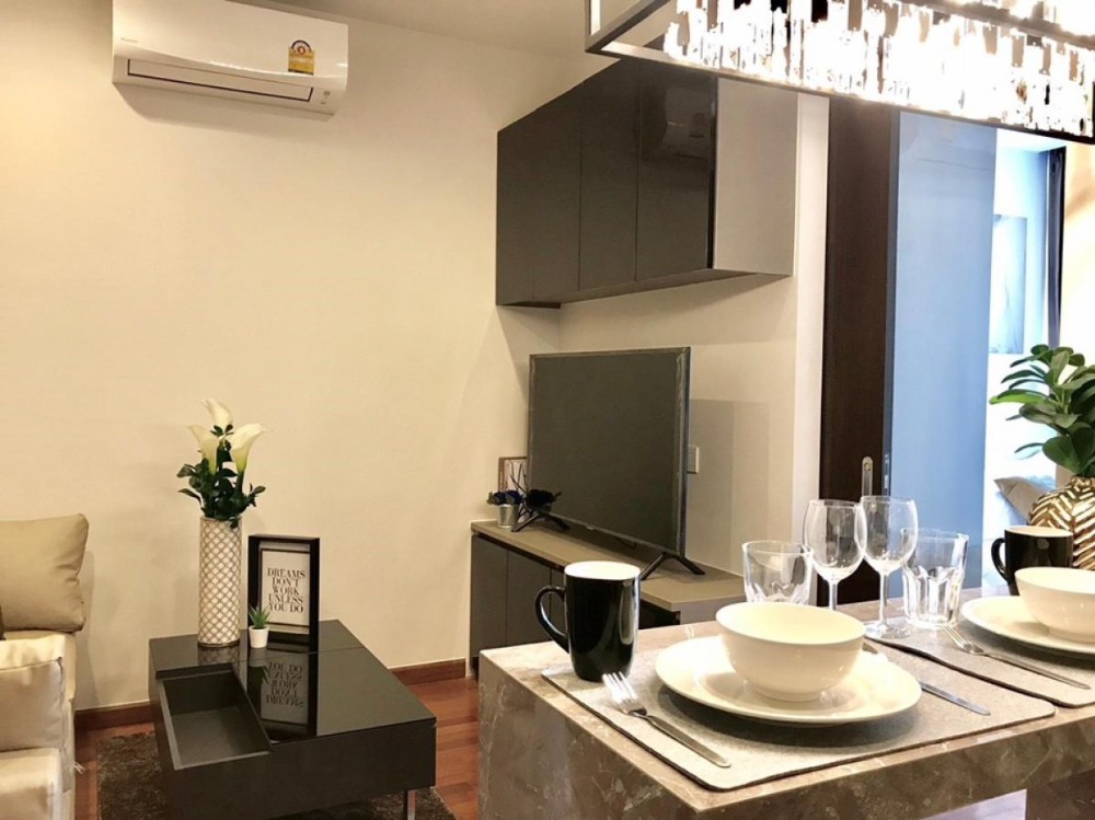 For SaleCondoRatchathewi,Phayathai : Wish Signature Midtown Siam 1【𝐒𝐄𝐋𝐋】🔥Luxury condo but still cool, fully built-in, with top-notch facilities, ready to move in🔥 Contact Line ID: @hacondo