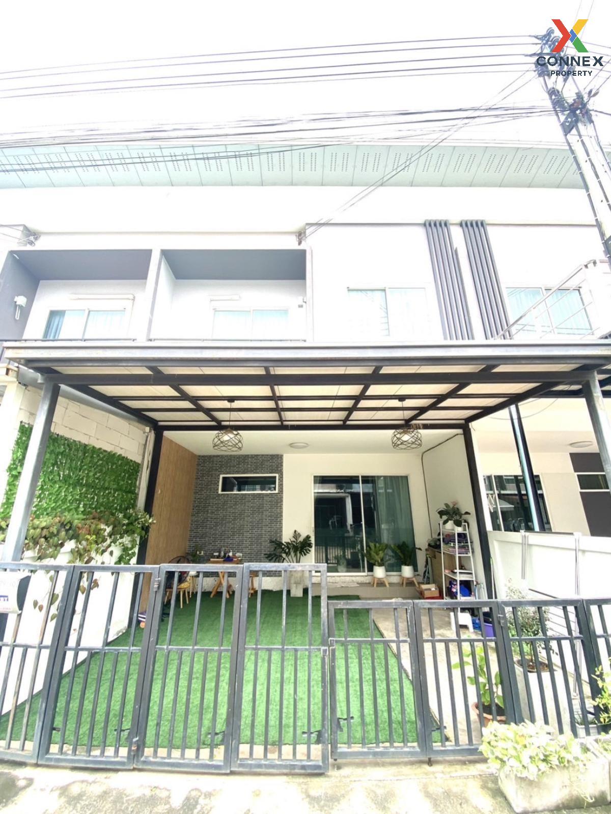 For SaleTownhomePathum Thani,Rangsit, Thammasat : For Sale Townhouse/Townhome  , The Trust Town Wongwaen - Lamlukka , Bueng Kham Phoi , Lam Luk Ka , Pathum Thani , CX-111076