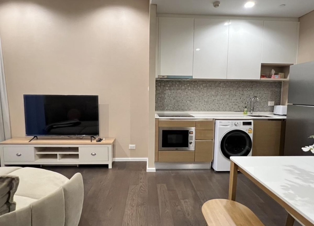 For SaleCondoLadprao, Central Ladprao : S-TRSD110  Condo for sale, The Saint Residences, 28th floor, 2 bedrooms, 54 sqm. 5.9 million, 064-959-8900