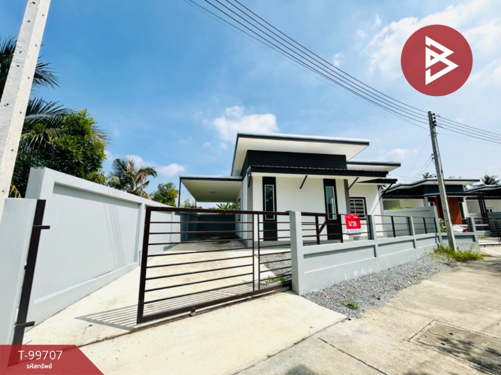 For SaleHouseNakhon Pathom : Single house for sale, Baan Sukjai project, Tha Tamnak, Nakhon Pathom, ready to move in