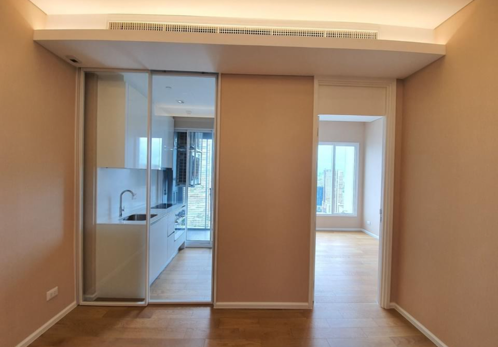 For SaleCondoLadprao, Central Ladprao : Urgent sale! 🔥The Saint Residences🔥 Lat Phrao location, great for living or investing.