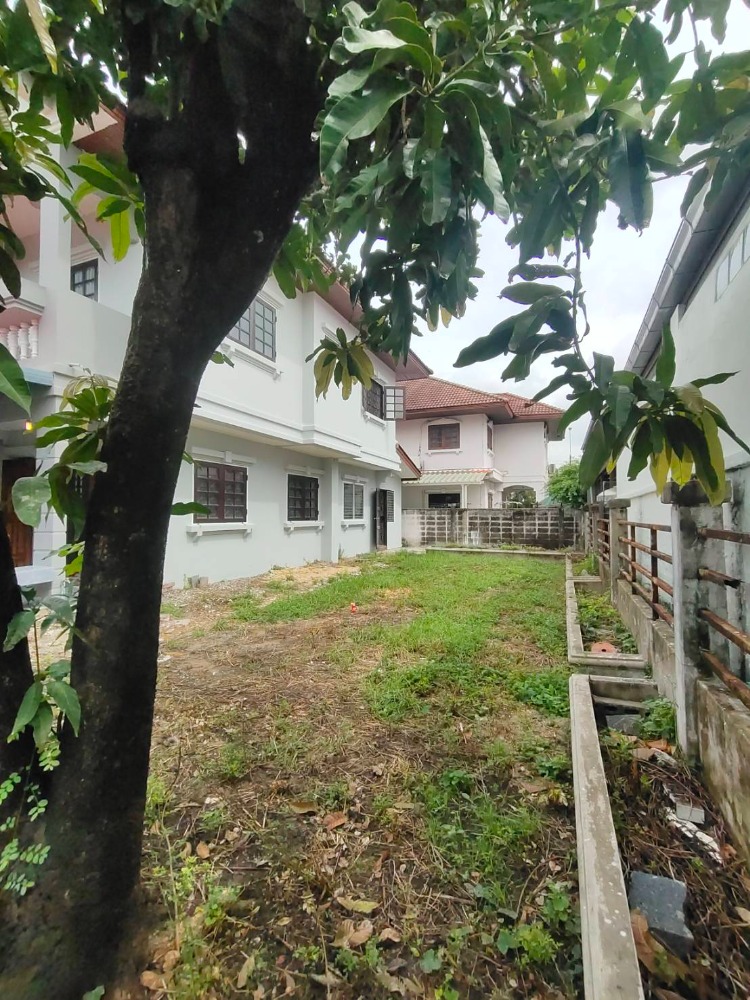 For SaleHouseNawamin, Ramindra : Urgently sale, Detached house, ready to move in, near shopping malls, markets, schools, expressway entrance/exit points