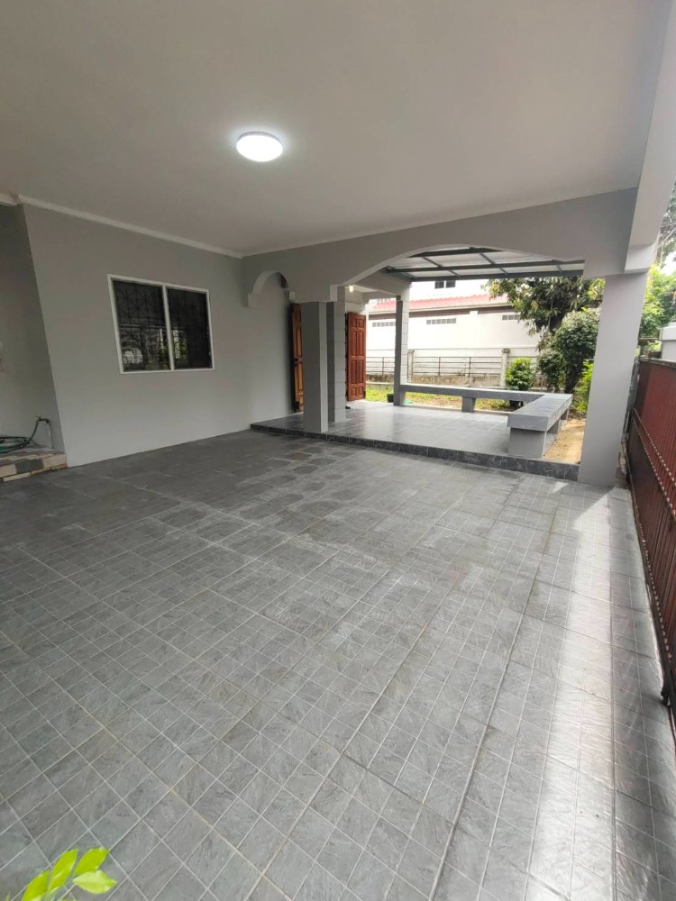 For SaleHouseNawamin, Ramindra : Urgently sale, Detached house, ready to move in, near shopping malls, markets, schools, expressway entrance/exit points