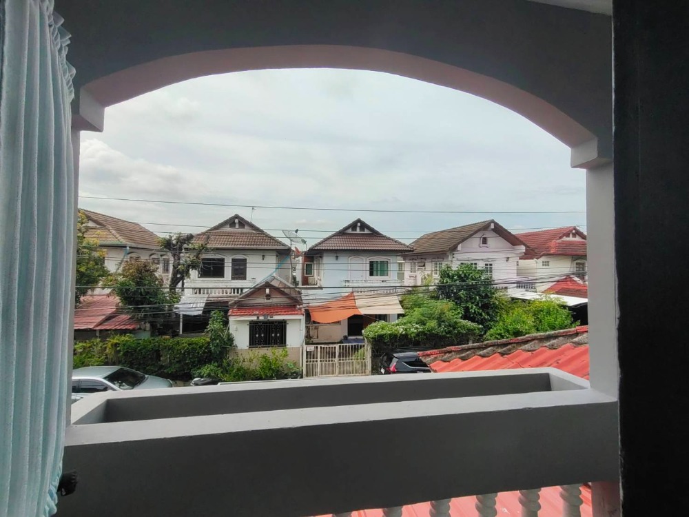 For SaleHouseNawamin, Ramindra : Urgently sale, Detached house, ready to move in, near shopping malls, markets, schools, expressway entrance/exit points
