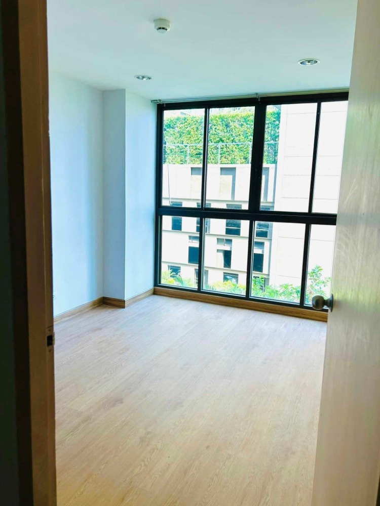 For SaleCondoWongwianyai, Charoennakor : S-IDBST103 Condo for sale, Ideo Blue Cove Sathorn, 4th floor, east side, city view, 56.14 sq m., 2 bedrooms, 1 bathroom, 4.9 million, 064-959-8900