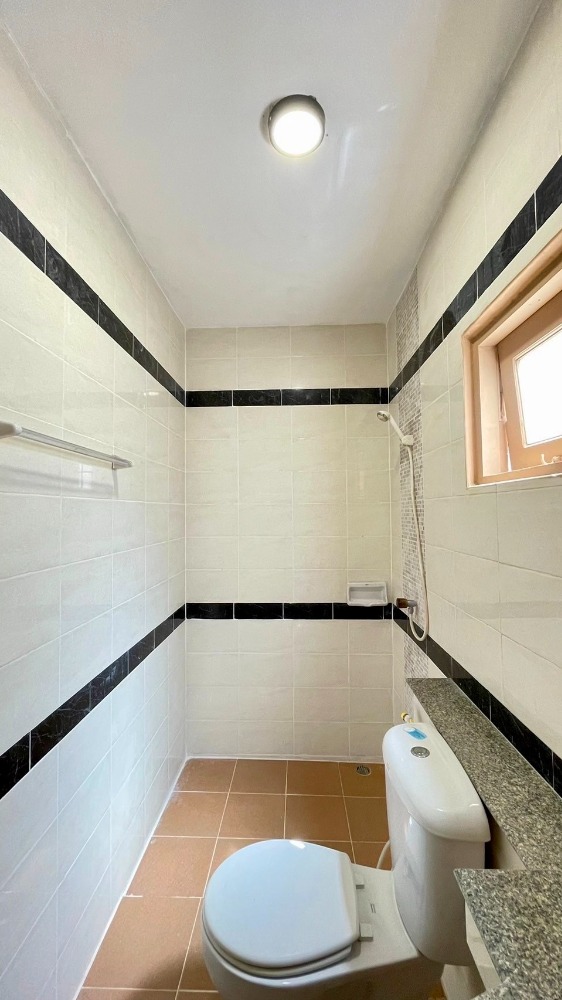 ขายบ้านนนทบุรี บางใหญ่ บางบัวทอง : ขายด่วน! บ้านแฝดสวย บรรยากาศดี ม.ลลิล อิน เดอะ พาร์ค บางใหญ่