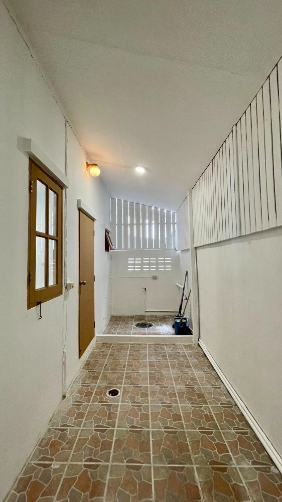 ขายบ้านนนทบุรี บางใหญ่ บางบัวทอง : ขายด่วน! บ้านแฝดสวย บรรยากาศดี ม.ลลิล อิน เดอะ พาร์ค บางใหญ่