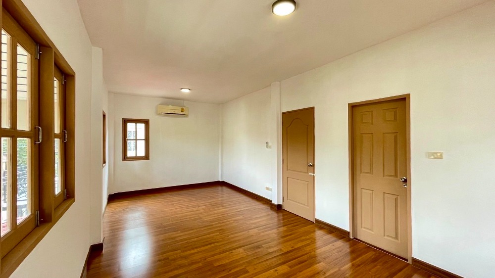 ขายบ้านนนทบุรี บางใหญ่ บางบัวทอง : ขายด่วน! บ้านแฝดสวย บรรยากาศดี ม.ลลิล อิน เดอะ พาร์ค บางใหญ่