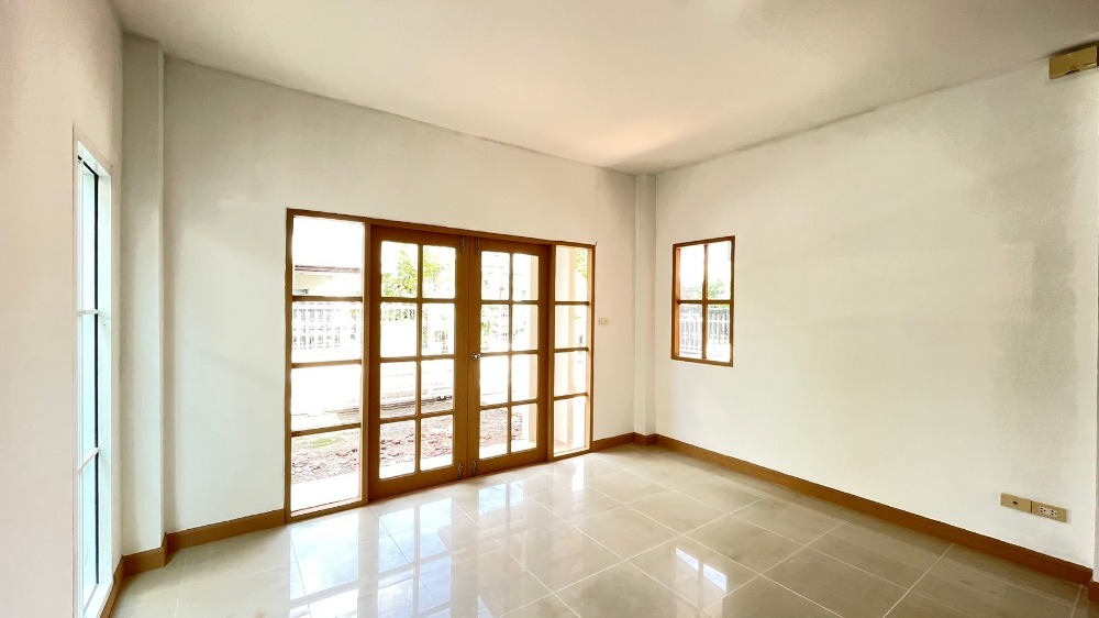 ขายบ้านนนทบุรี บางใหญ่ บางบัวทอง : ขายด่วน! บ้านแฝดสวย บรรยากาศดี ม.ลลิล อิน เดอะ พาร์ค บางใหญ่