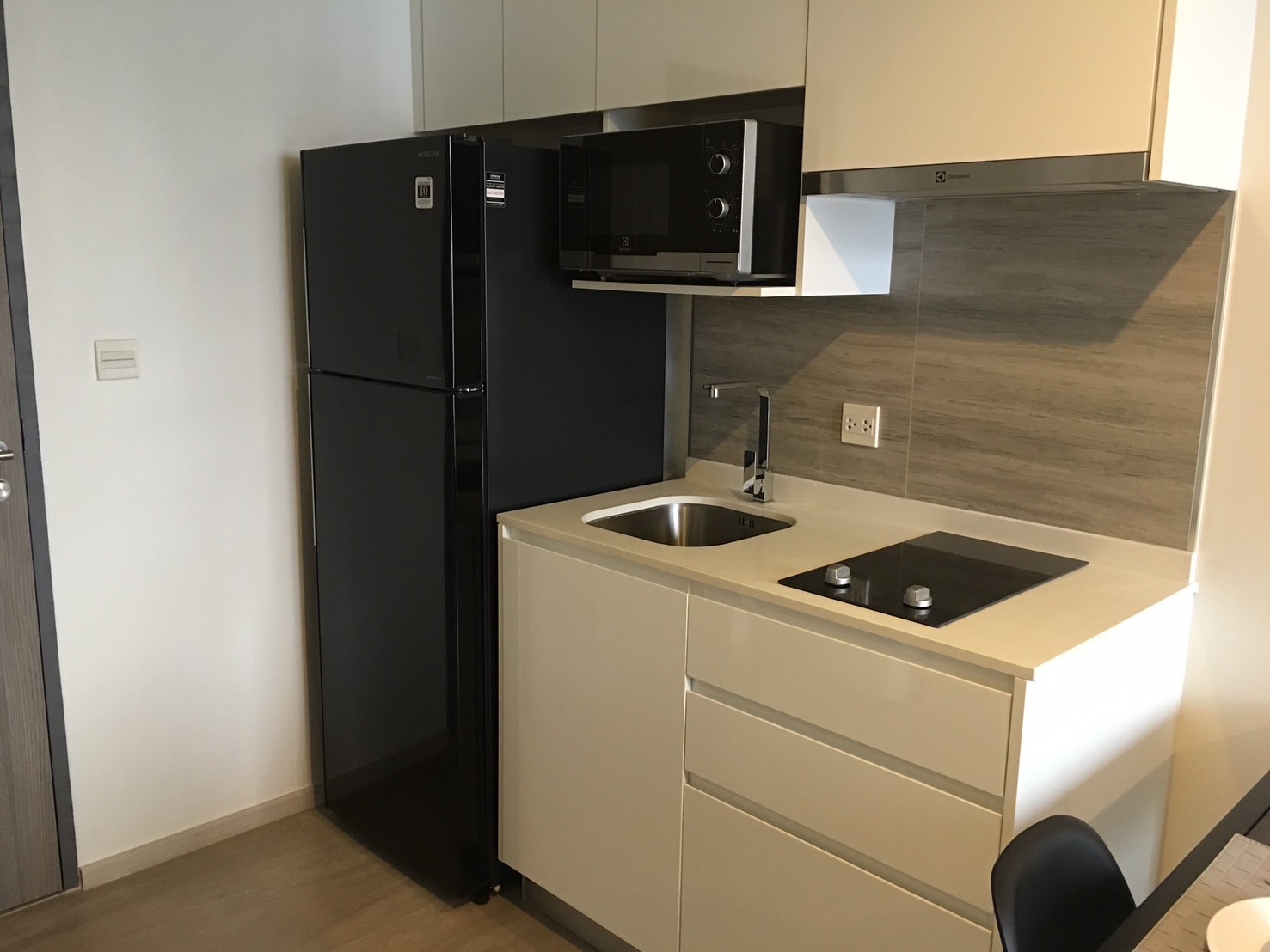 For RentCondoWitthayu, Chidlom, Langsuan, Ploenchit : Maestro 02 Ruamrudee, 1 bed, 20000 per month