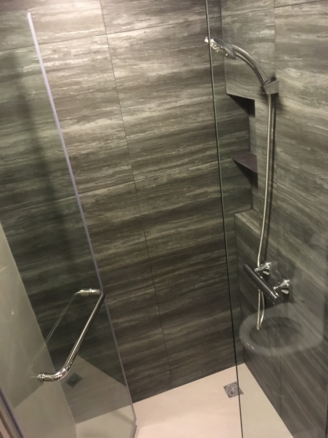 For RentCondoWitthayu, Chidlom, Langsuan, Ploenchit : Maestro 02 Ruamrudee, 1 bed, 20000 per month