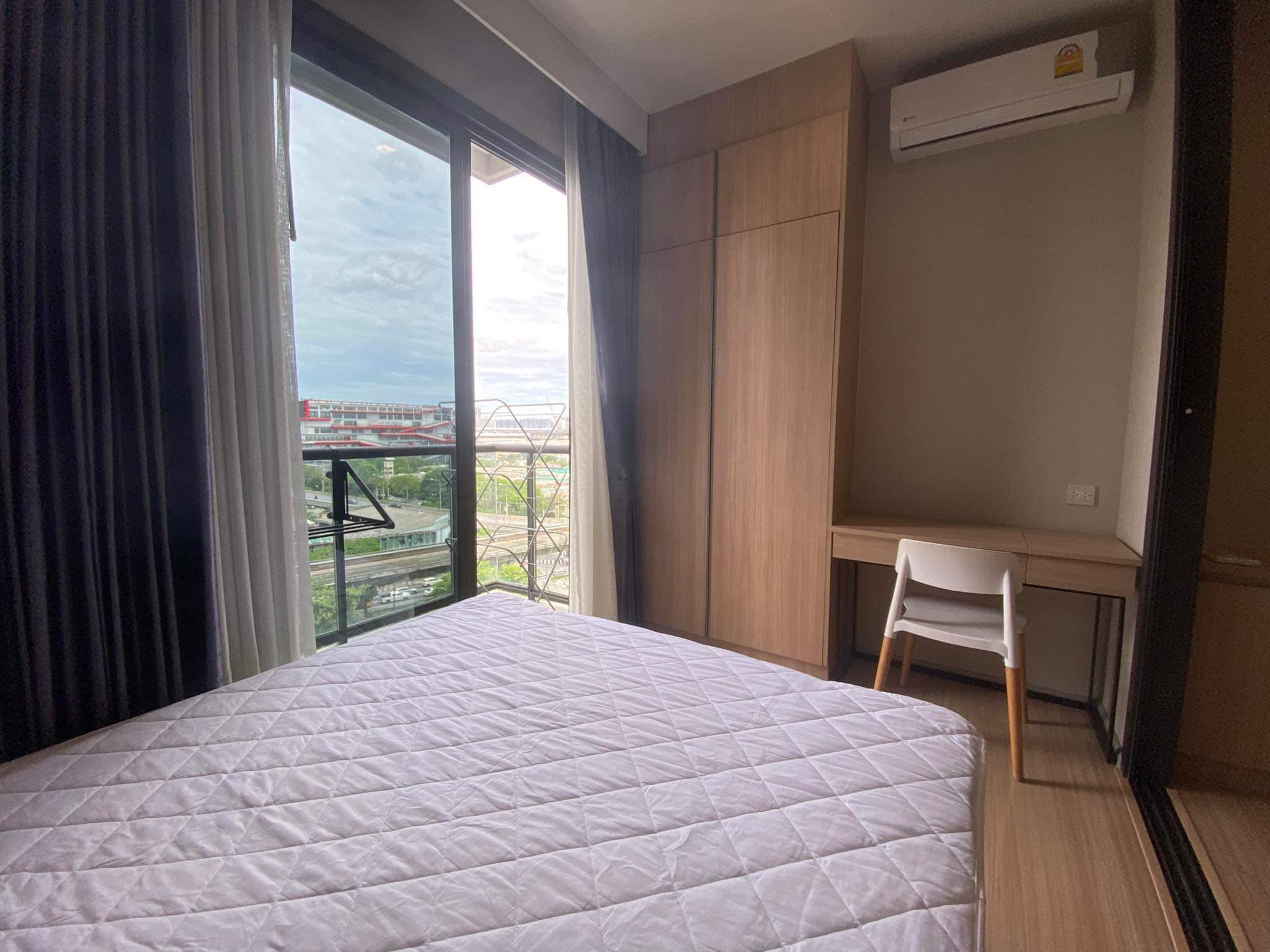 For RentCondoSapankwai,Jatujak : M Jatujak, 1 bed, 18000 per month