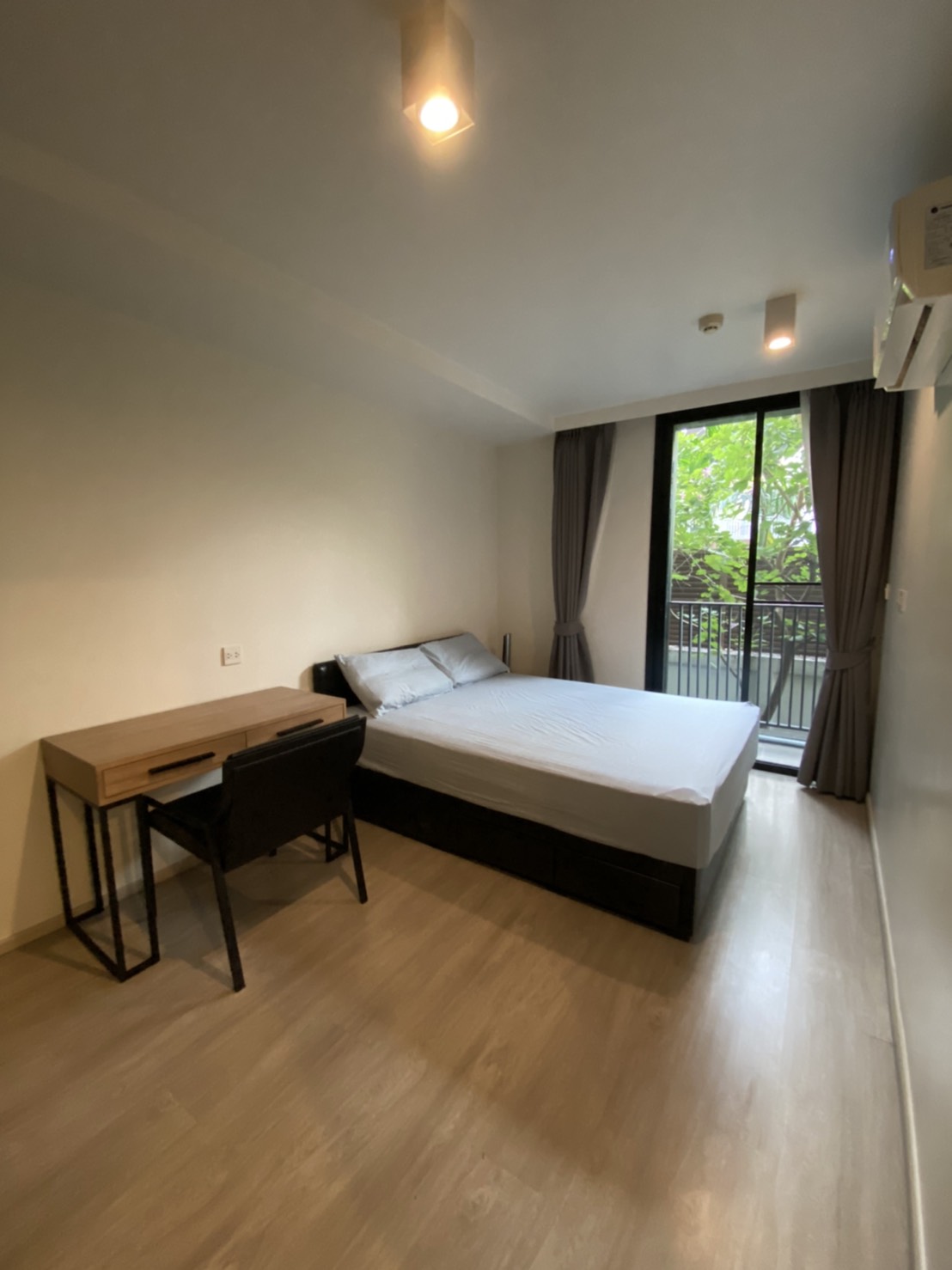 ให้เช่าคอนโดวิทยุ ชิดลม หลังสวน : Maestro 02 Ruamrudee, 2 bed, 32000 per month