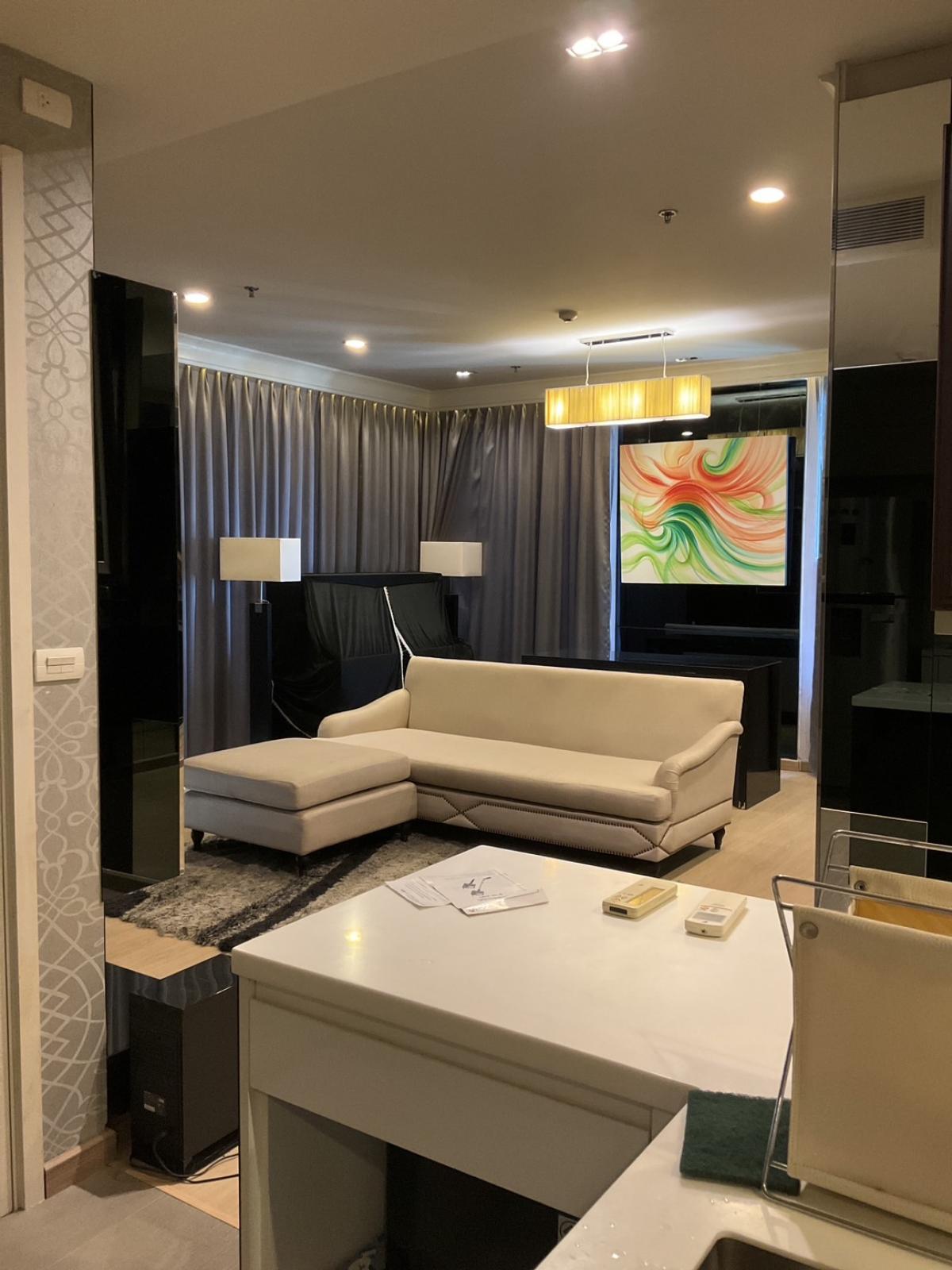 For RentCondoRatchathewi,Phayathai : Pyne By Sansiri, 3 bed, 120000 per month