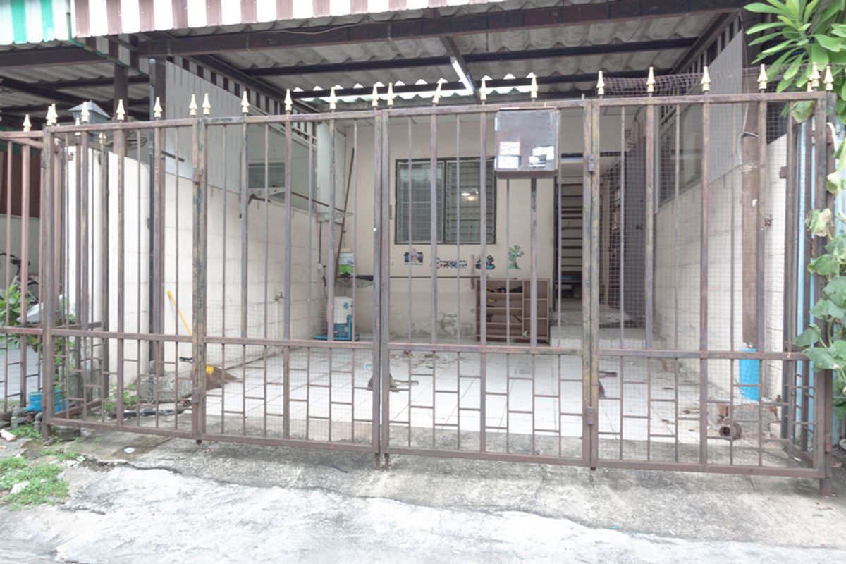 For RentTownhomeSeri Thai, Ramkhamhaeng Nida : Rent 2 -story townhouse, Ramkhamhaeng 6 (the owner released by himself)