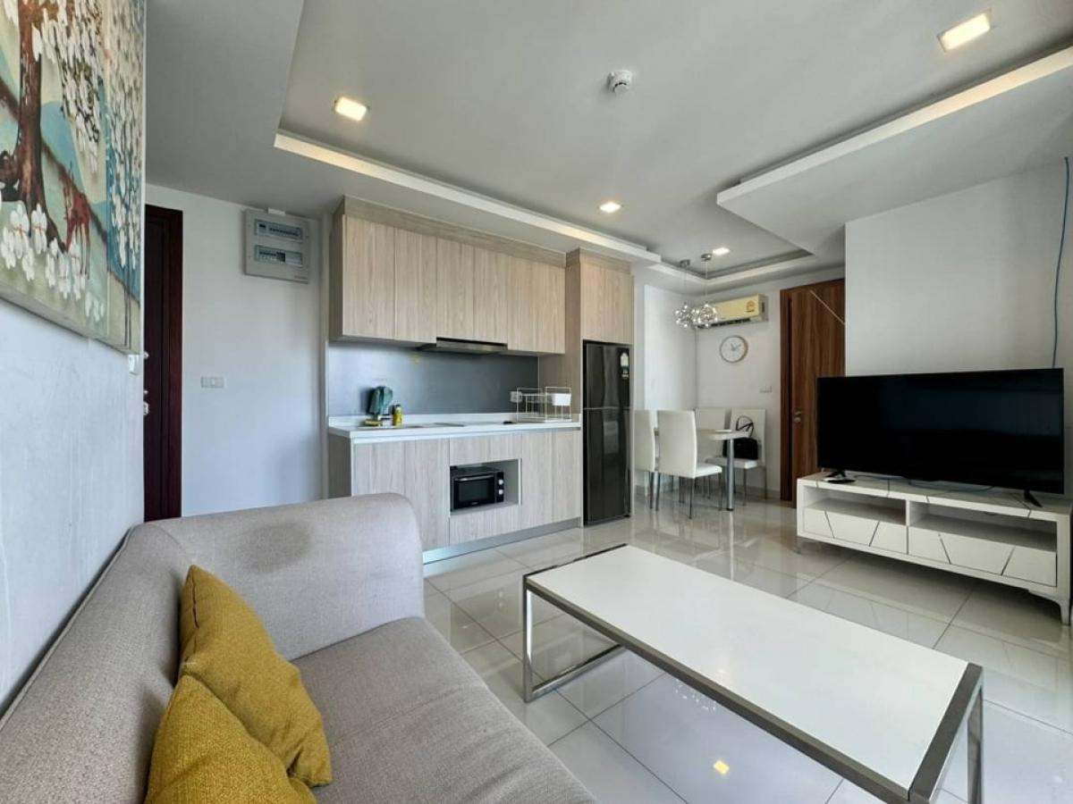 ให้เช่าคอนโดพัทยา บางแสน ชลบุรี สัตหีบ : ARCADIA BEACH RESORT 2 BED 52 SQM POOL VIEW FOR RENT @ 20000 BAHT PER MONTH