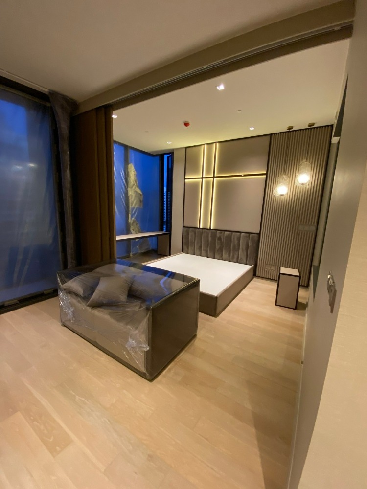 ขายคอนโดสีลม ศาลาแดง บางรัก : Ashton Silom【𝐒𝐄𝐋𝐋】🔥 คอนโดสุด LUXURY  บิ้วอินแน่น เฟอร์นิเจอร์ครบ วิวเมือง พร้อมเข้าอยู่ 🔥  ติดต่อไลน์ไอดี: @hacondo