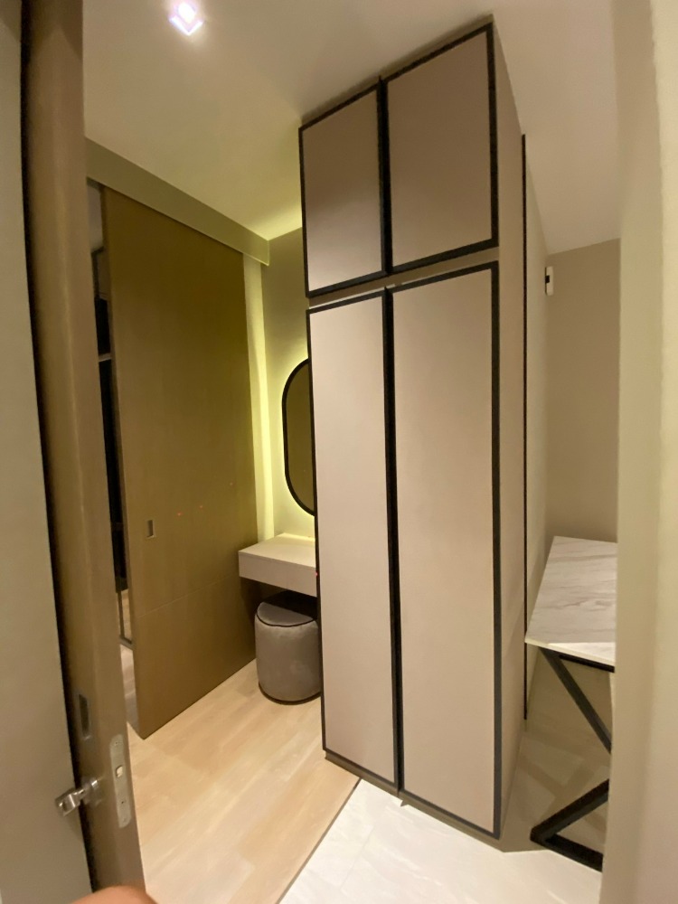 ขายคอนโดสีลม ศาลาแดง บางรัก : Ashton Silom【𝐒𝐄𝐋𝐋】🔥 คอนโดสุด LUXURY  บิ้วอินแน่น เฟอร์นิเจอร์ครบ วิวเมือง พร้อมเข้าอยู่ 🔥  ติดต่อไลน์ไอดี: @hacondo