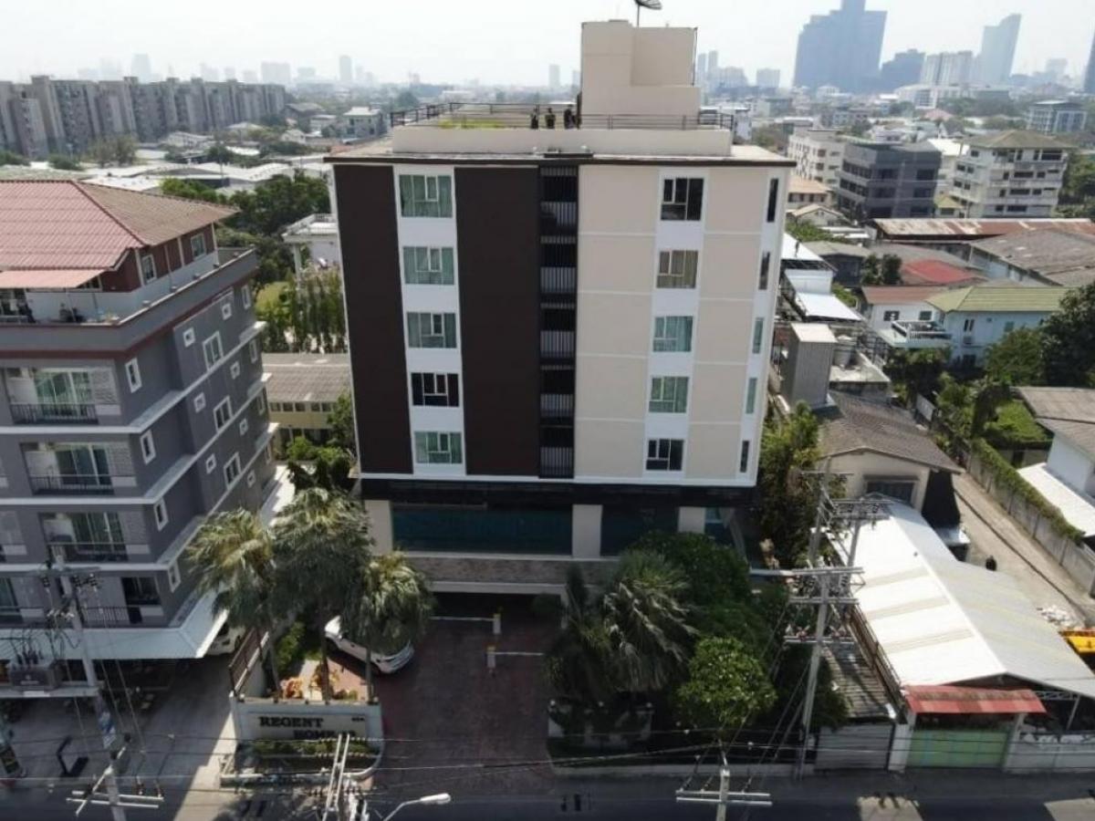 For RentCondoOnnut, Udomsuk : Jan 2026 ❤️ Regent Home 13, 8th floor, unblocked view corner, east BTS Onnut / BTS Bangchak