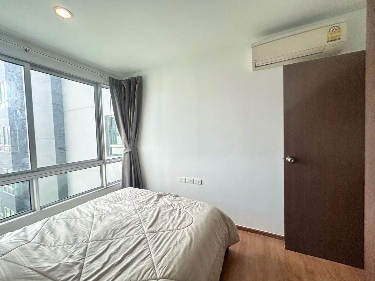 ขายคอนโดอ่อนนุช อุดมสุข : ขาย The base sukhumvit 77 ห้องวิวสระ พร้อมเข้าอยู่ค่ะ