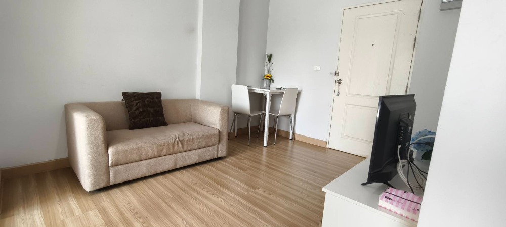 For RentCondoPathum Thani,Rangsit, Thammasat : For rent, Condo The Kit Light Bangkadi, near Bangkadi Industrial Estate