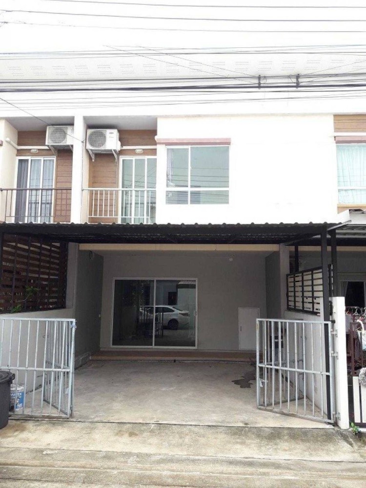 For SaleTownhomePattanakan, Srinakarin : Townhouse for sale, 2 floors, Villette Light Village, Pattanakarn, Soi 38 (N.968)