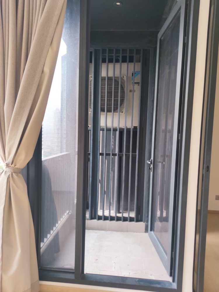 ให้เช่าคอนโดพระราม 9 เพชรบุรีตัดใหม่ RCA : Ashton Asoke Rama 40 sq.m. Eng 中 日 Please add LINE ID @806qphgn o8415o5483