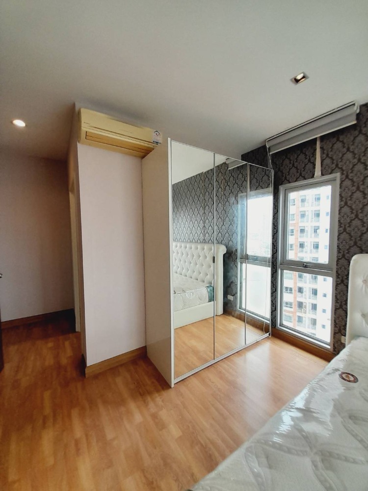 ขายคอนโดสีลม ศาลาแดง บางรัก : ขายคอนโดไอวี่ริเวอร์ เขตราษฎร์บูรณะ ชั้น 17 อาคารD.. วิวสุดมาก..(N.886)